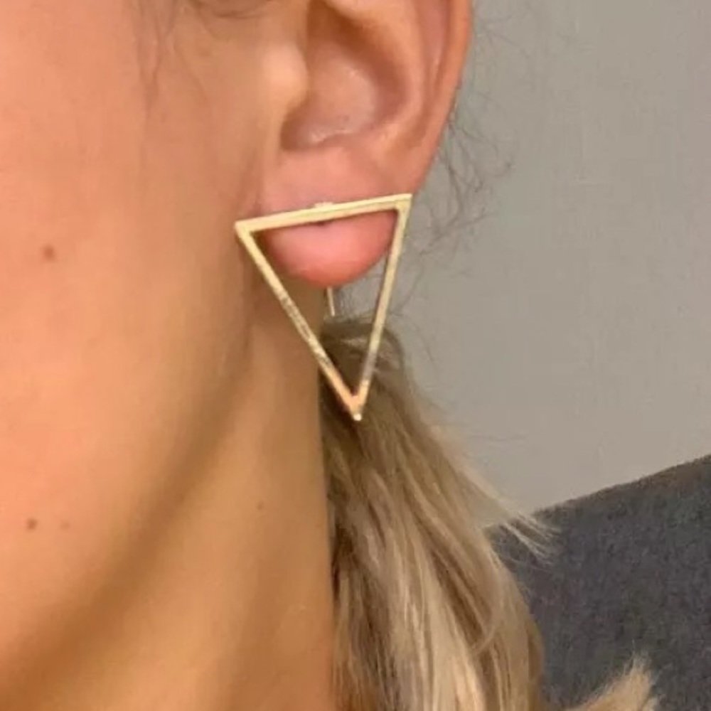 🌈 3/$45 🌈 🆕 Triangle with stick back stud